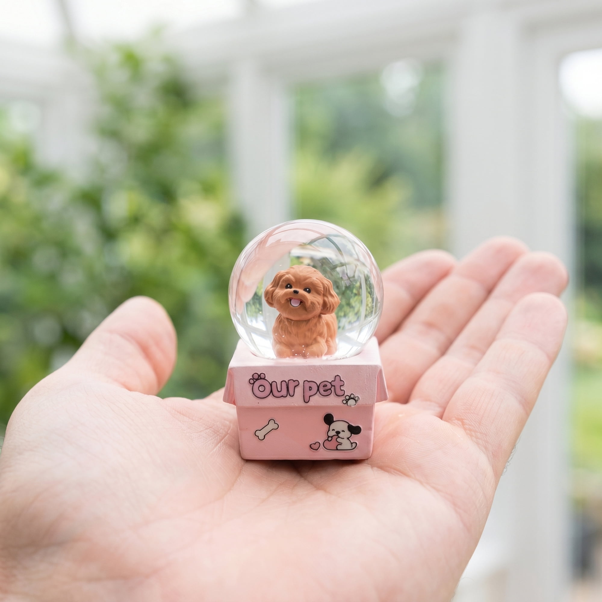 Unique Bargains Cartoon Light Up Crystal Ball Resin Snow Globe Figurine Desktop Red