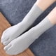 thumbnail image 5 of 3 pares de calcetines deportivos ultrafinos partidos Sandal Flop gris + negro Yinane Calcetines con 2 dedos del pie Flip Flop, 5 of 8