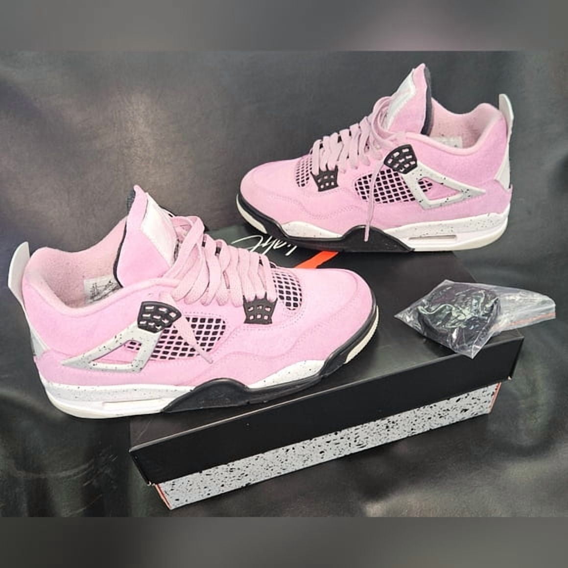 Nike Air Jordan 4 Retro Orchid Women Size 8.5 - Walmart.ca
