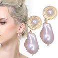 thumbnail image 1 of WILLBEST Juego De Aretes Para Mujer, Aretes De Perlas De Circonita Para Mujer, Aretes De Aro Geométricos De Metal Dorado Amarillo, Joyería, Aretes De Aguja De Plata Con Perlas De Agua Dulce, 1 of 4