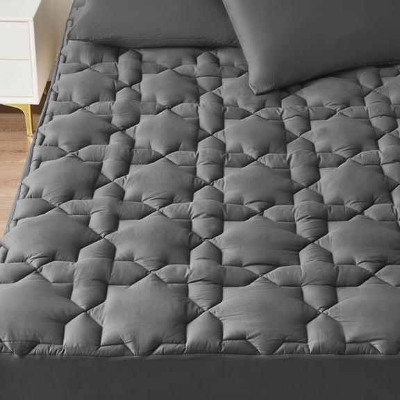 Dark Grey Queen Mattress Pad Cotton Deep Pocket Mattress Cover Non Slip Breathable and Soft Quilted Fitted Mattress Topper Up To 18" Thick Pillowtop 450GSM Bed Mattress Pad