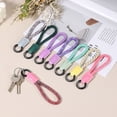 thumbnail image 4 of Cadena de Llave de Cuero Hecha a Mano Uxcell, Colgante de Bolsa Elegante, Cordón de Cuero para Teléfono Móvil, Llavero para Automóvil, Accesorios de Llavero para Mujeres y Hombres, Gris, 4 of 6