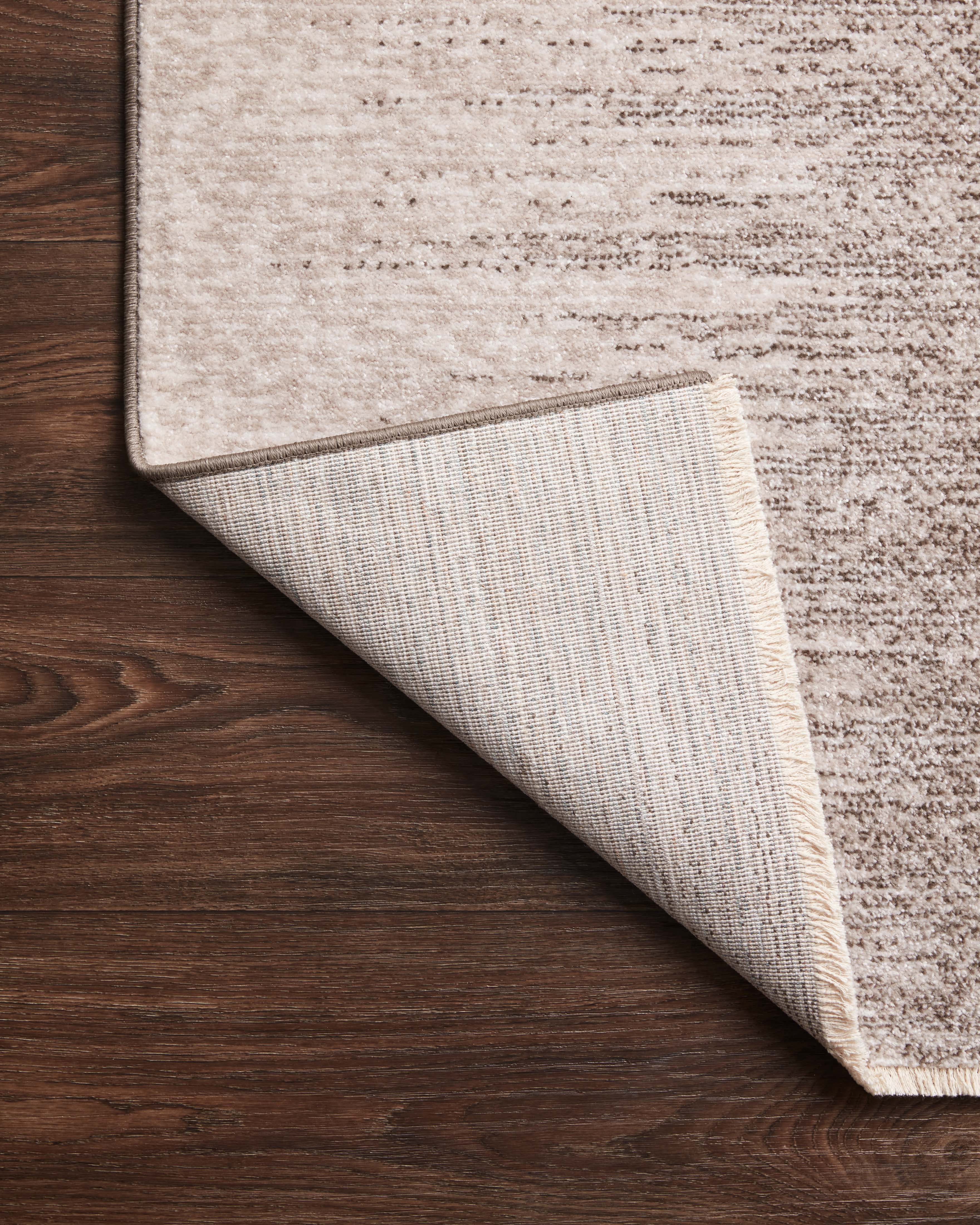 Loloi Vance Taupe / Dove 2'-7" x 8'-0" Runner Rug