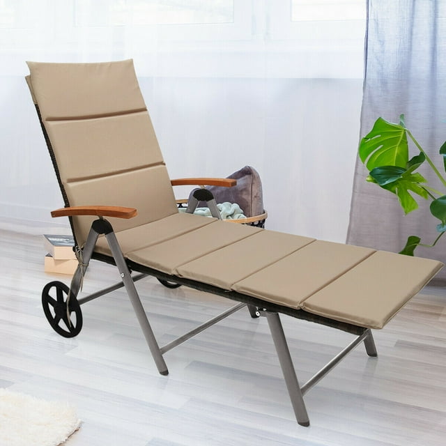 Gymax Chaise Longue Pliante en Rotin pour Patio avec Coussin en Aluminium Réglable avec Roue