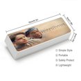 thumbnail image 2 of Sueños de Fuga Estuche Rígido para Gafas de Cuero PU Protector con Forro de Felpa Premium Suave para Hombres y Mujeres, 2 of 6