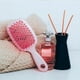 thumbnail image 2 of FHI Heat UNbrush Cepillo desenredante para todo tipo de cabello húmedo o seco, cerdas antiestáticas DuoFlex, mango ligero, cepillo ventilado, rosa peonía, 2 of 9