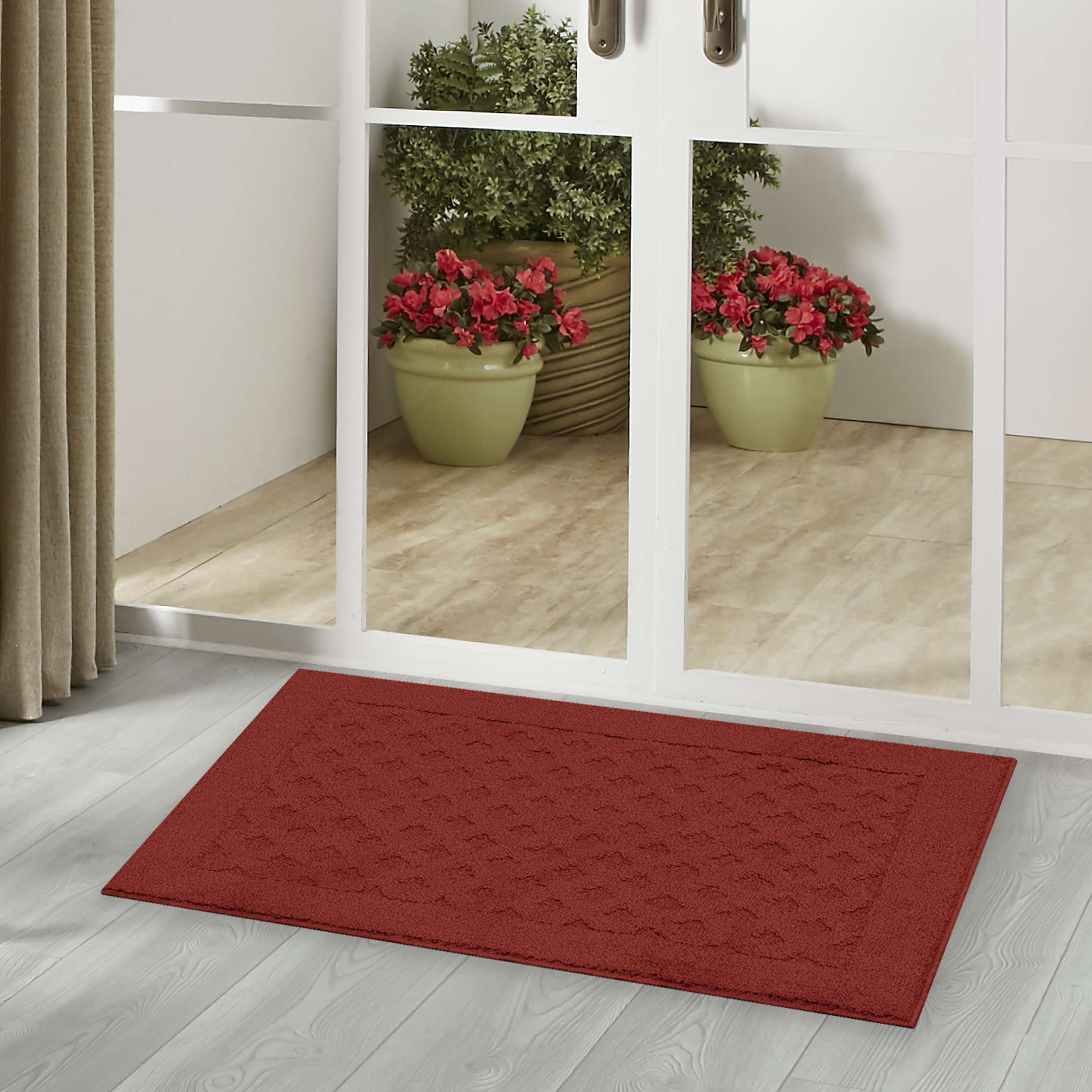 (2 pack) Mainstays Dylan Solid Diamond Olefin Red Indoor Accent Rug, 1'8"x2'6"