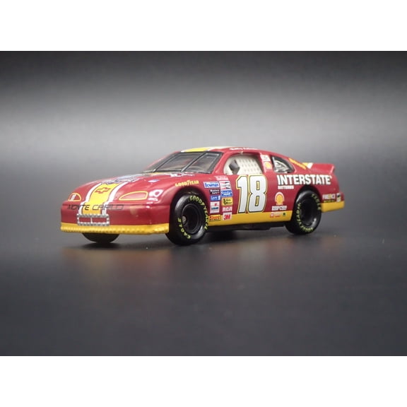 (Open Box) 1996 CHEVY CHEVROLET MONTE CARLO 18 BOBBY LABONTE NASCAR 1:64 SCALE DIECAST CAR