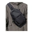 thumbnail image 1 of Mochila pequeña con bandolera negra para hombres y mujeres, mochila ligera con una correa ER, 1 of 5
