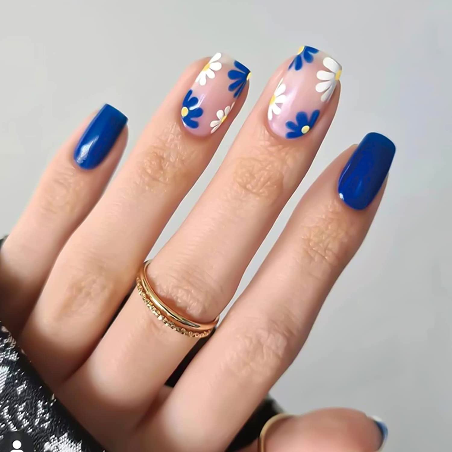 45+ Gorgeous Light Blue Nails To Spruce Up Your Look | Le Chic Street