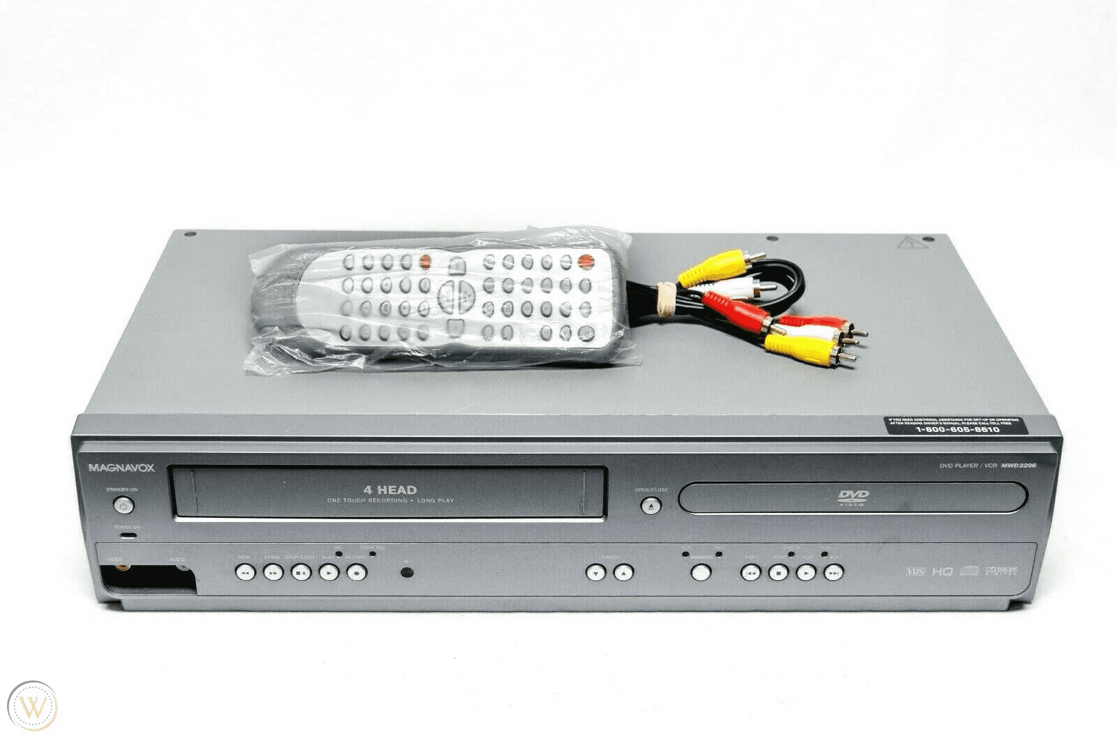 ude af drift pille sukker Magnavox MWD2206 DVD/VCR Combination Player - Accessories and HDMI  Converter included (New) - Walmart.com