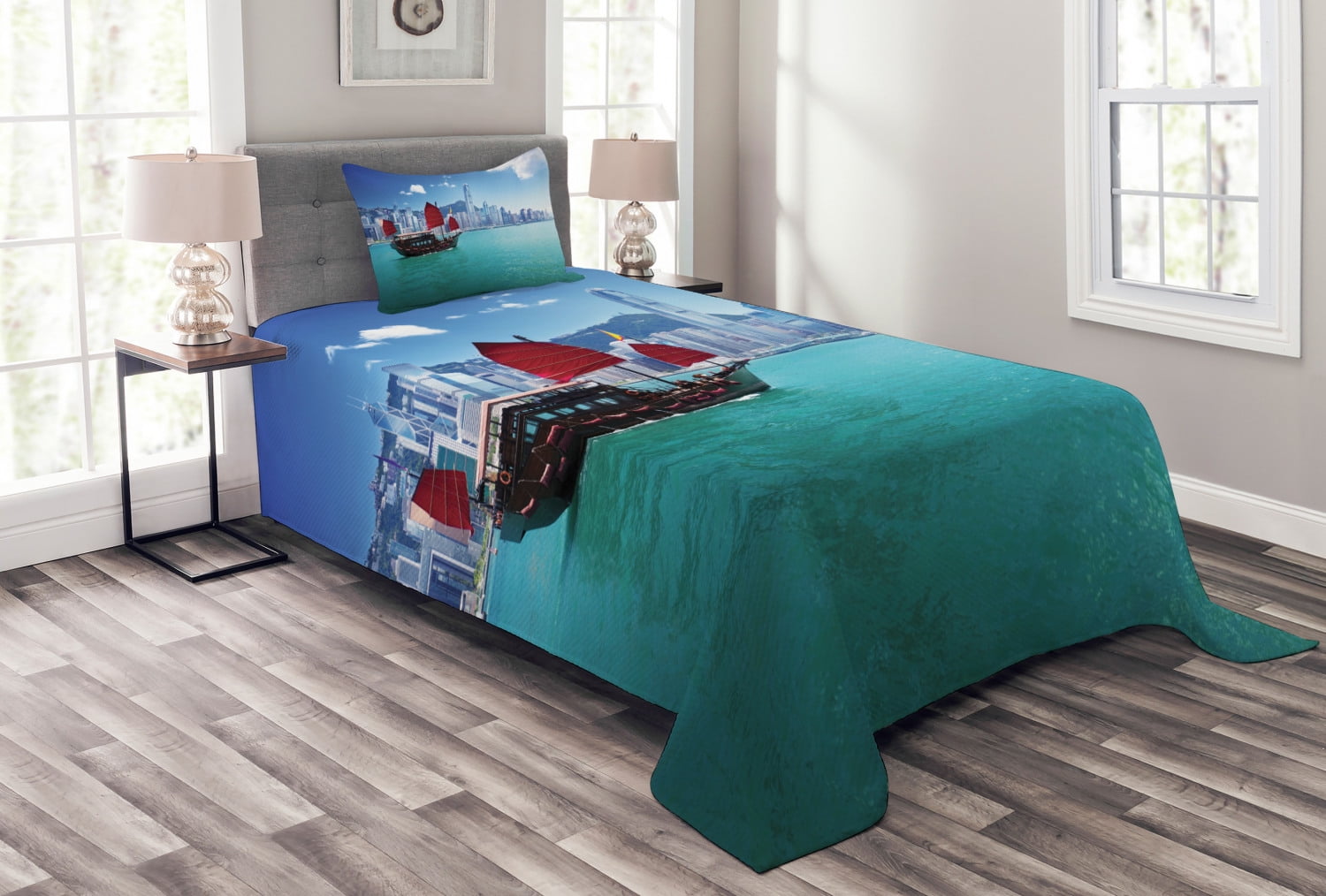 Ocean Bedspread Set Twin Size, Hong Kong Harbour Small Traditional Junk