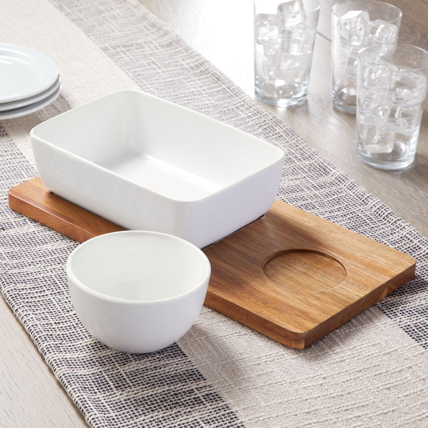 (4 pack) Better Homes & Gardens Ceramic Chip Dip Bowl with Acacia Tray, Natural Wood Color, 13.5x6.5x2.99 in