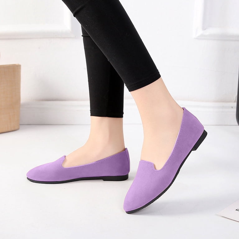 light purple dress with black shoes Stylish Combinations: Lilac Dress with Brown Heels Fashion Ideas