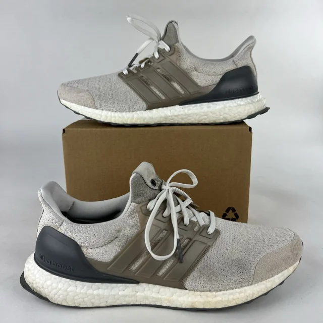Adi-das Ultra Boost Mens Shoes Sneakers Lux Sneakersnstuff x Social Status DB0338