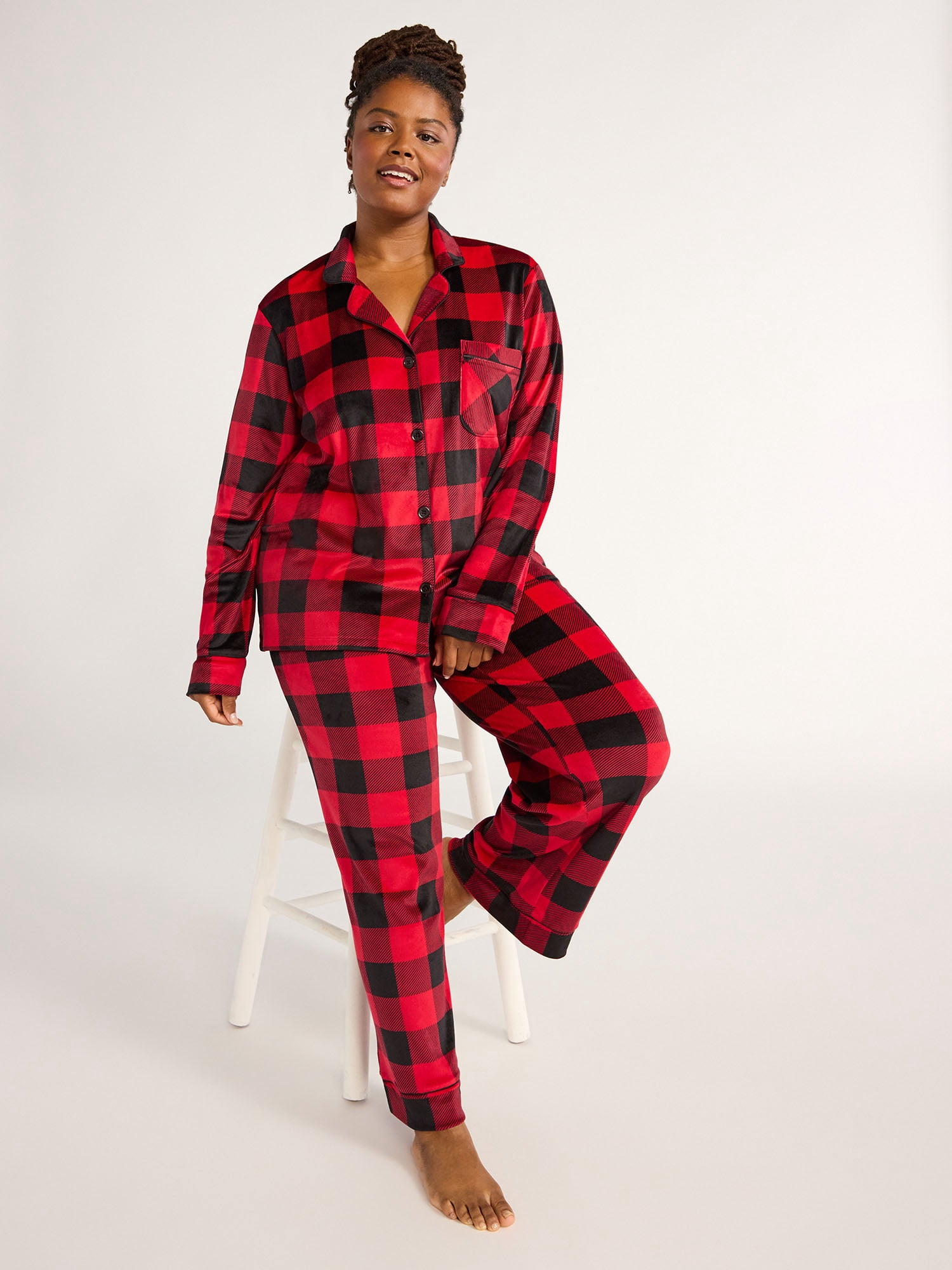 Joyspun Women's Velour Notch Collar Top and Pants Pajama Set, 2-Piece, Sizes S-3X