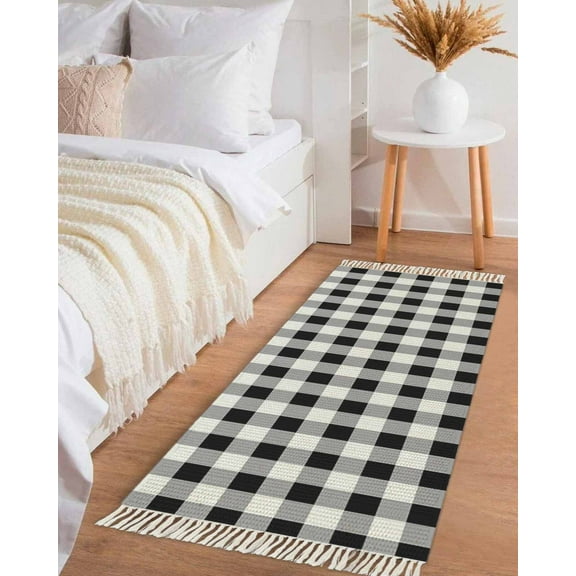 Vintage Farmhouse Hallway Runner Rug 2x5ft, Black and White Checkered Washable Woven Living Room Bedroom Kitchen Bathroom Carpet with Tassels, Non-Shedding Indoor Outdoor Throw Door Mat for Entryway