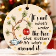 thumbnail image 1 of Adornos navideños divertidos para el árbol de Navidad 2025, adornos navideños de cerámica para familiares y amigos, bonitos adornos colgantes para las fiestas, un regalo navideño conmovedor y un recue, 1 of 1