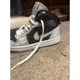 thumbnail image 1 of N I-K-E A i r-Jor-dan. Size 7 In Men’s, 1 of 6