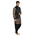 thumbnail image 2 of Saris and Things Hommes Grès & Mariage Noir Kurta Pyjama avec Veste. Ce Produit Est Fait sur Commande., 2 of 5