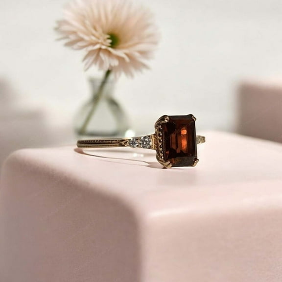 SHREENATHJEWELRY 8x6MM / 1.5CT Emerald Cut Garnet Engagement Ring CZ Diamond Alternative Fine Jewelry Rose Gold Plated Prong Set Ring Personalized Gift For Lover