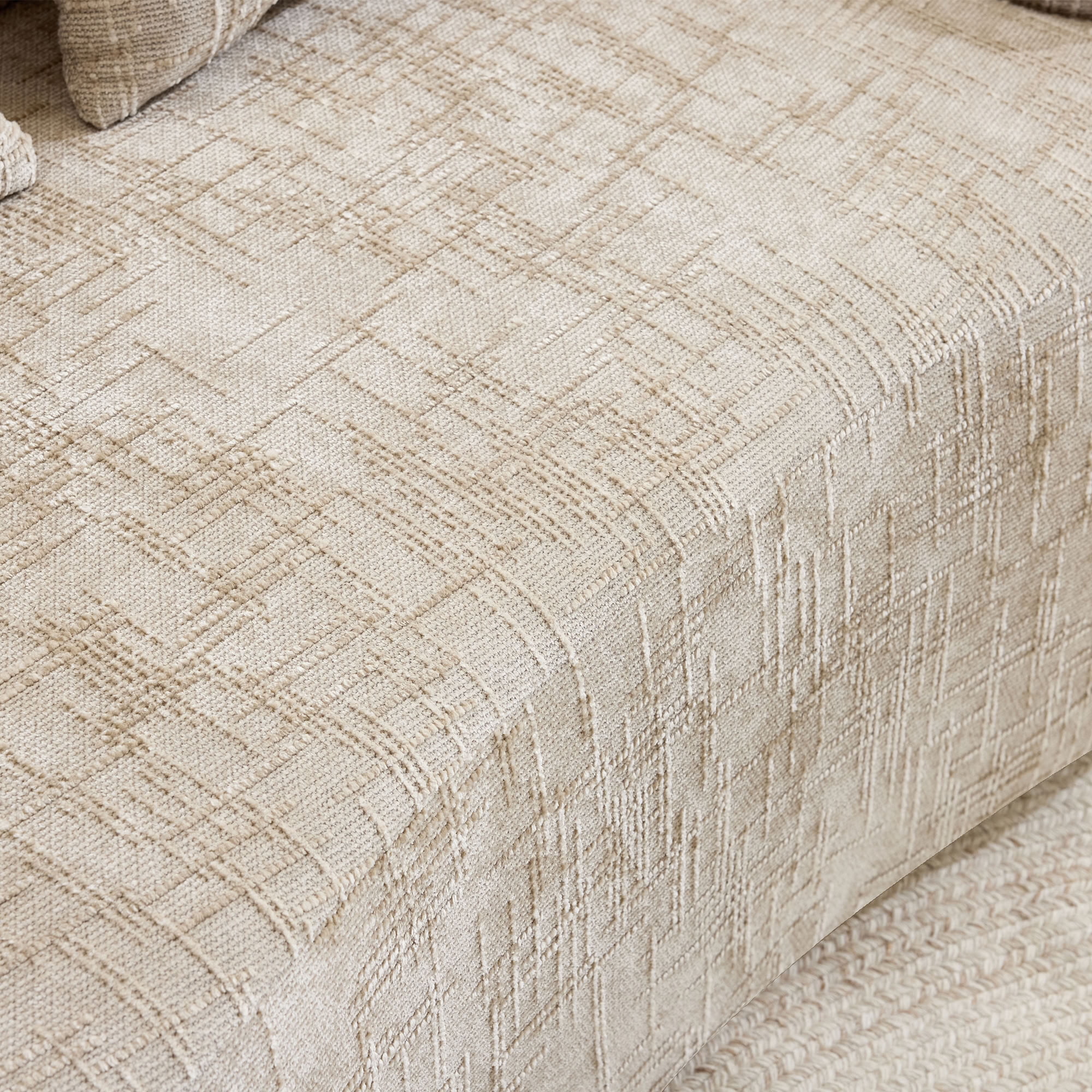 MAYEERTY Curved Compressed Loveseat Sofa, Chenille 2-Seat Upholstered Couch with 2 Pillows, No-Assembly for Small Apartment Living Room Bedroom