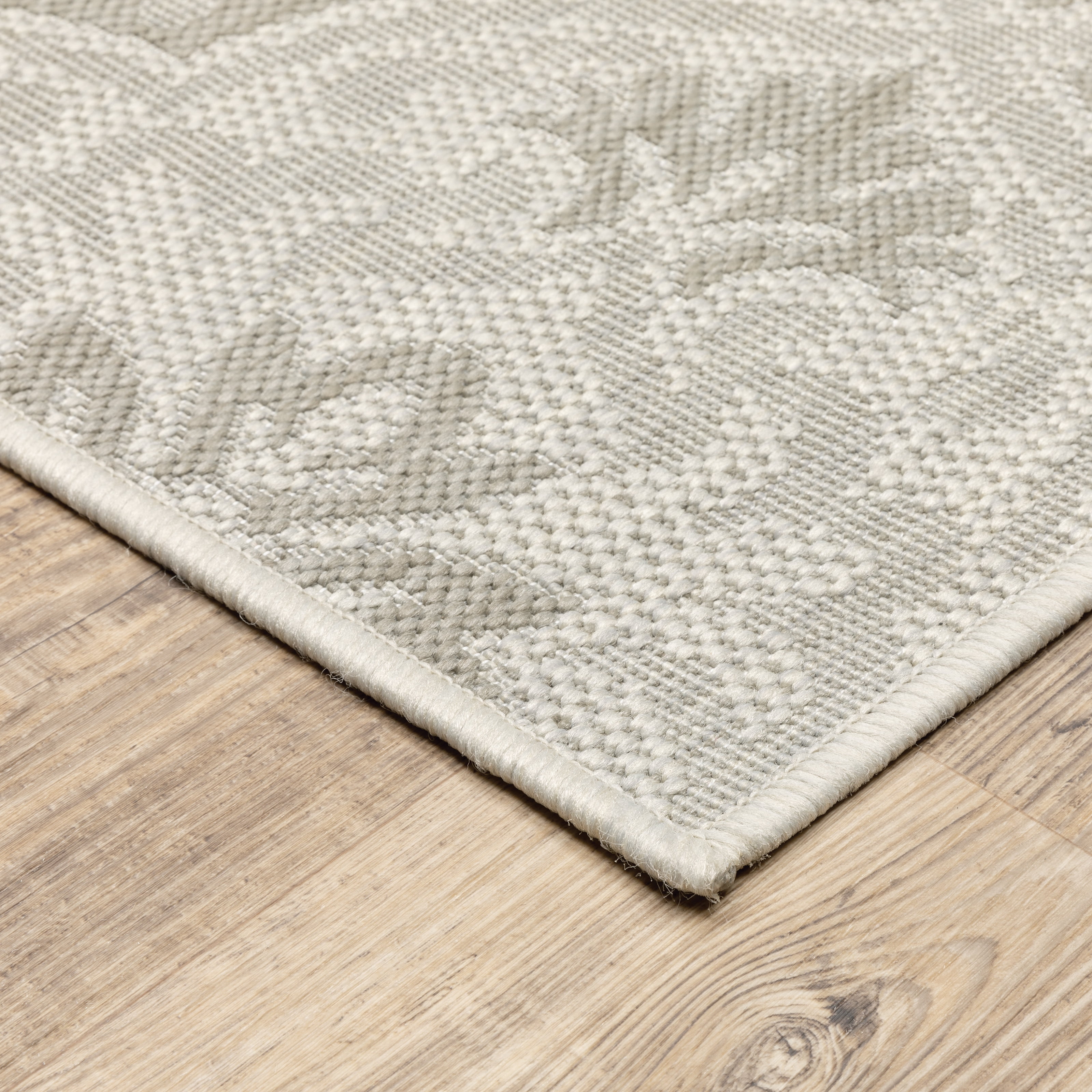 Avalon Home 2' x 7' Ivory and Gray Floral Outdoor Rug