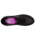 thumbnail image 2 of Zapatos para caminar Skechers Max Cushioning Arch Fit para mujer, negros, 2 of 6