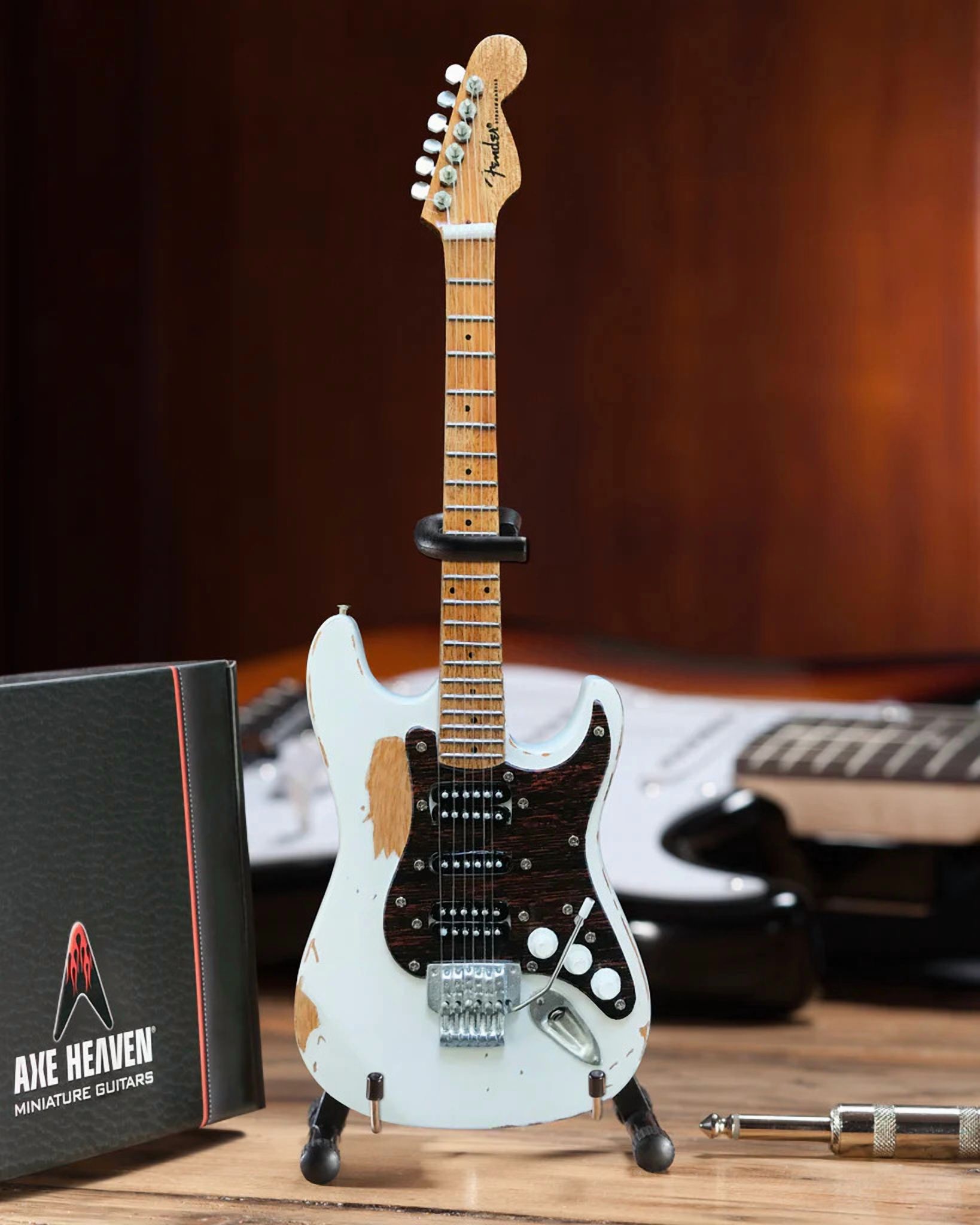 Fender Stratocaster Vintage White 10 Inch Miniature Guitar Replica