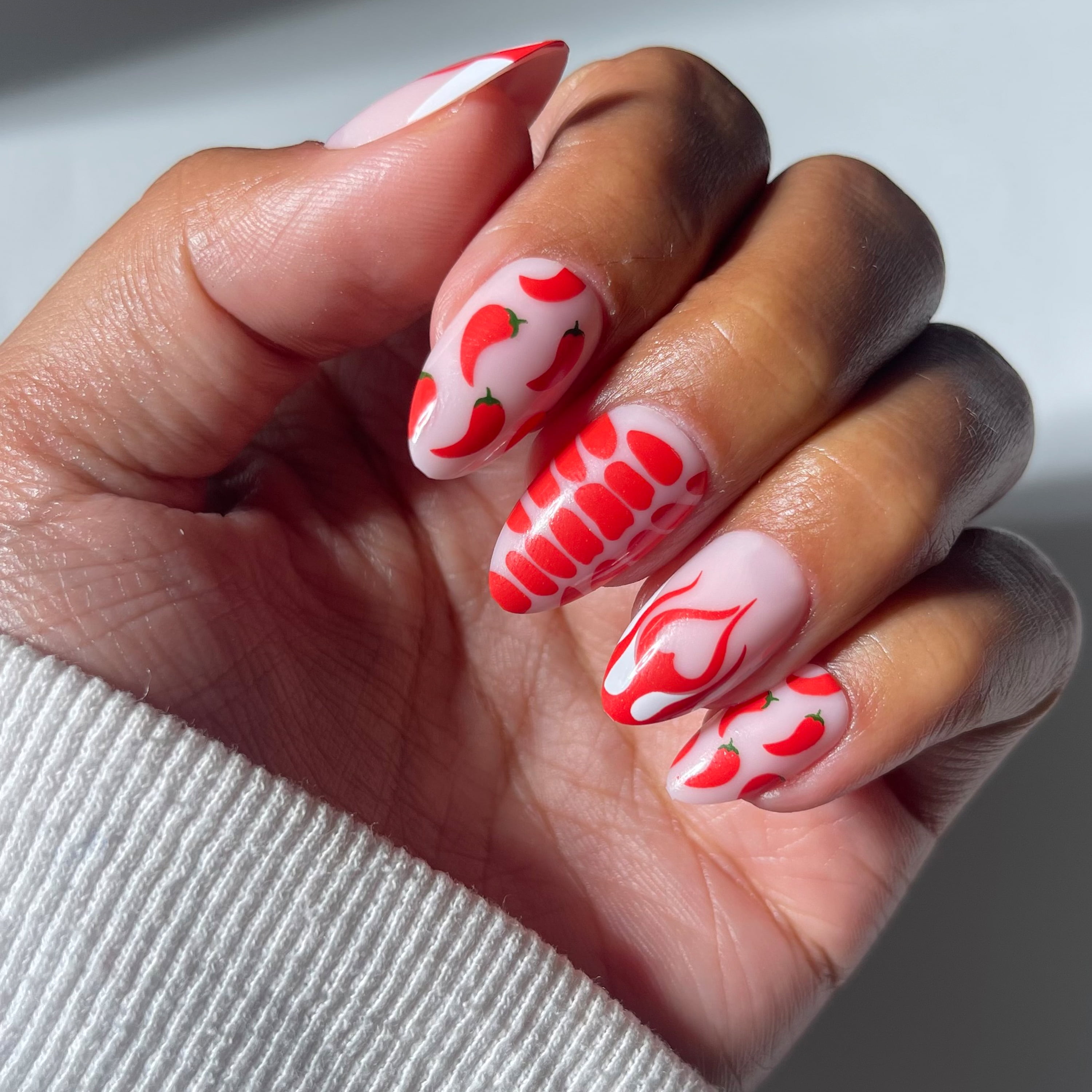 Salon Perfect Artificial Fake Press On Nails, 493 Modern Nostalgia, Fire Chilis, Medium Almond, File, Glue and Prep Pad Included, 30 Nails