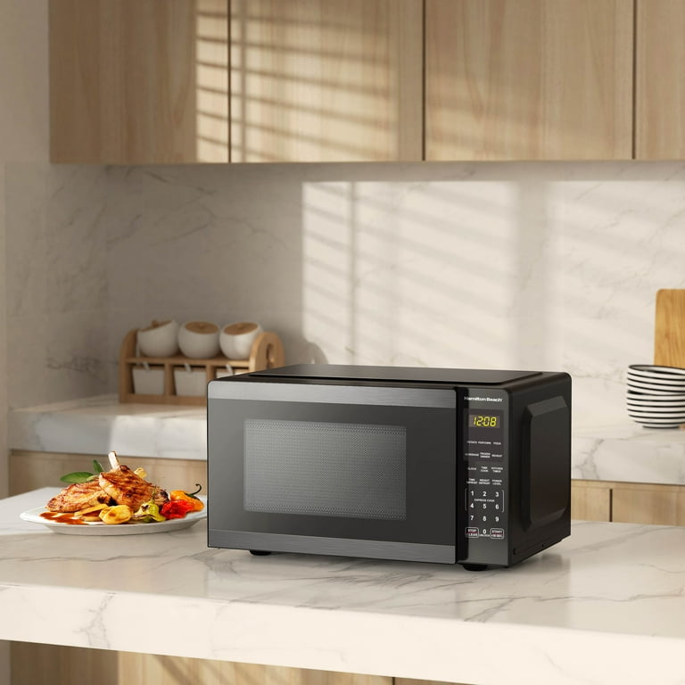 Hamilton Beach Digital Small Compact Countertop Microwave Oven
