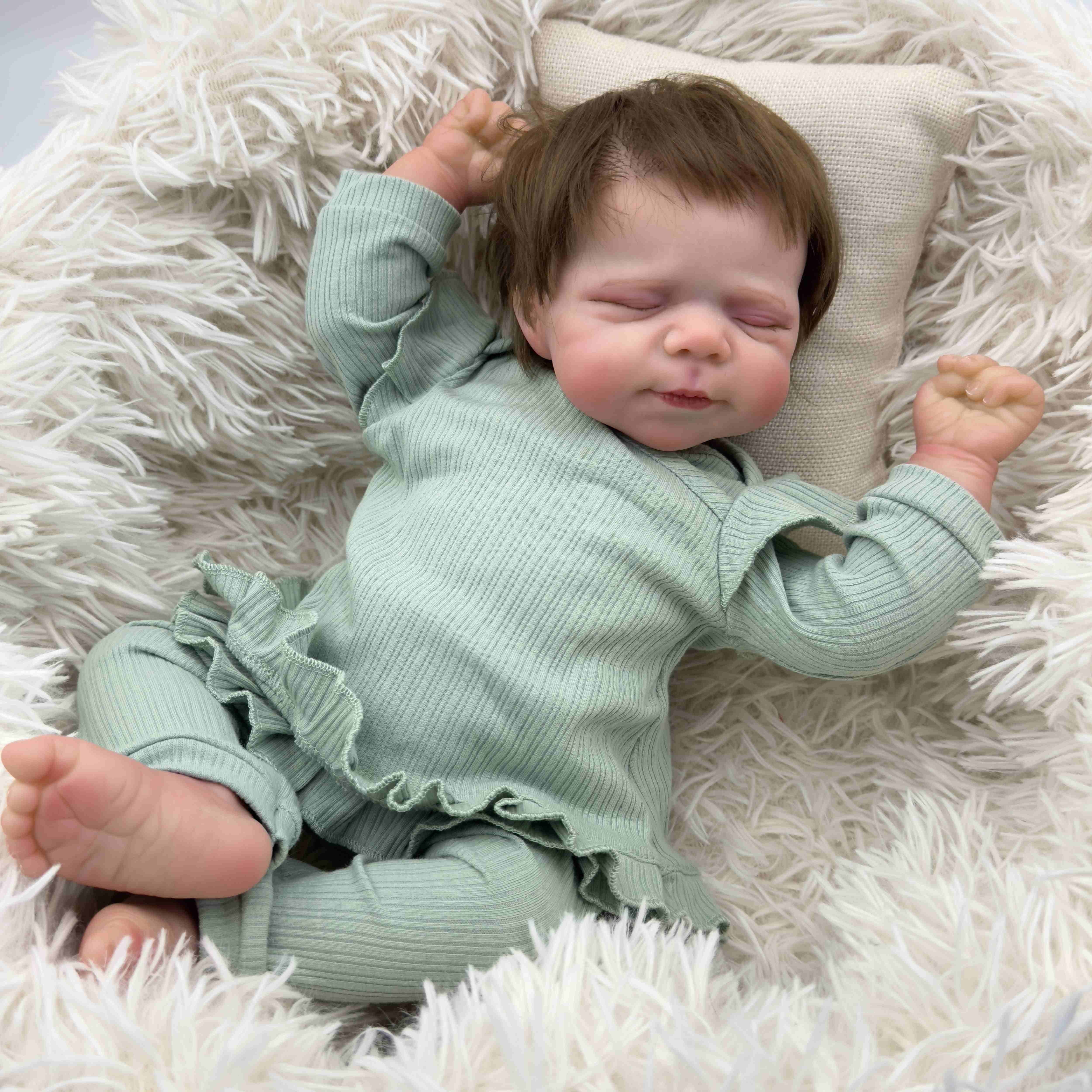 iCradle Cuddly Asleep Lifelike Reborn Baby Dolls 18 Inch 45cm Lovely Realistic Babies Soft Cloth Body Green Set Gift for Kids 3+