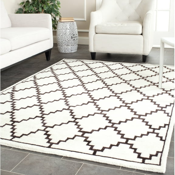 SAFAVIEH Mosaic Frosina Geometric Area Rug, Beige/Charcoal, 4' x 6'