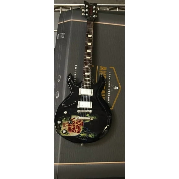 Axe Heaven Zacky Vengeance Living Dead  Schecter Black Mini Guitar ZV-523