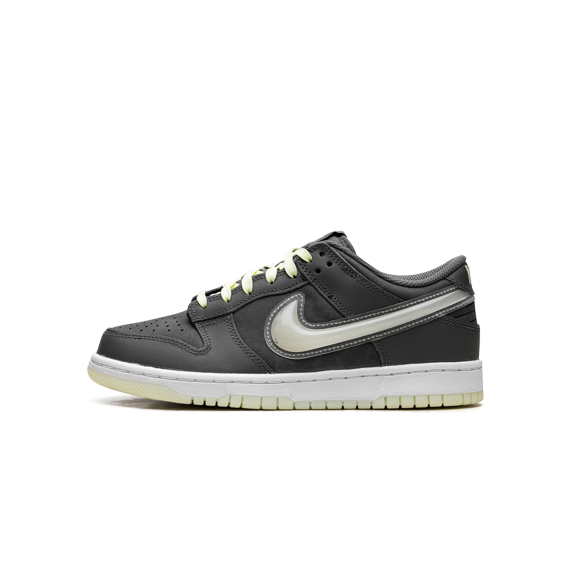 NIKE GRADE SCHOOL Dunk Low GS Halloween "Halloween - Glow in the Dark" HQ3569 068 HQ3569 068 from Stadium Goods