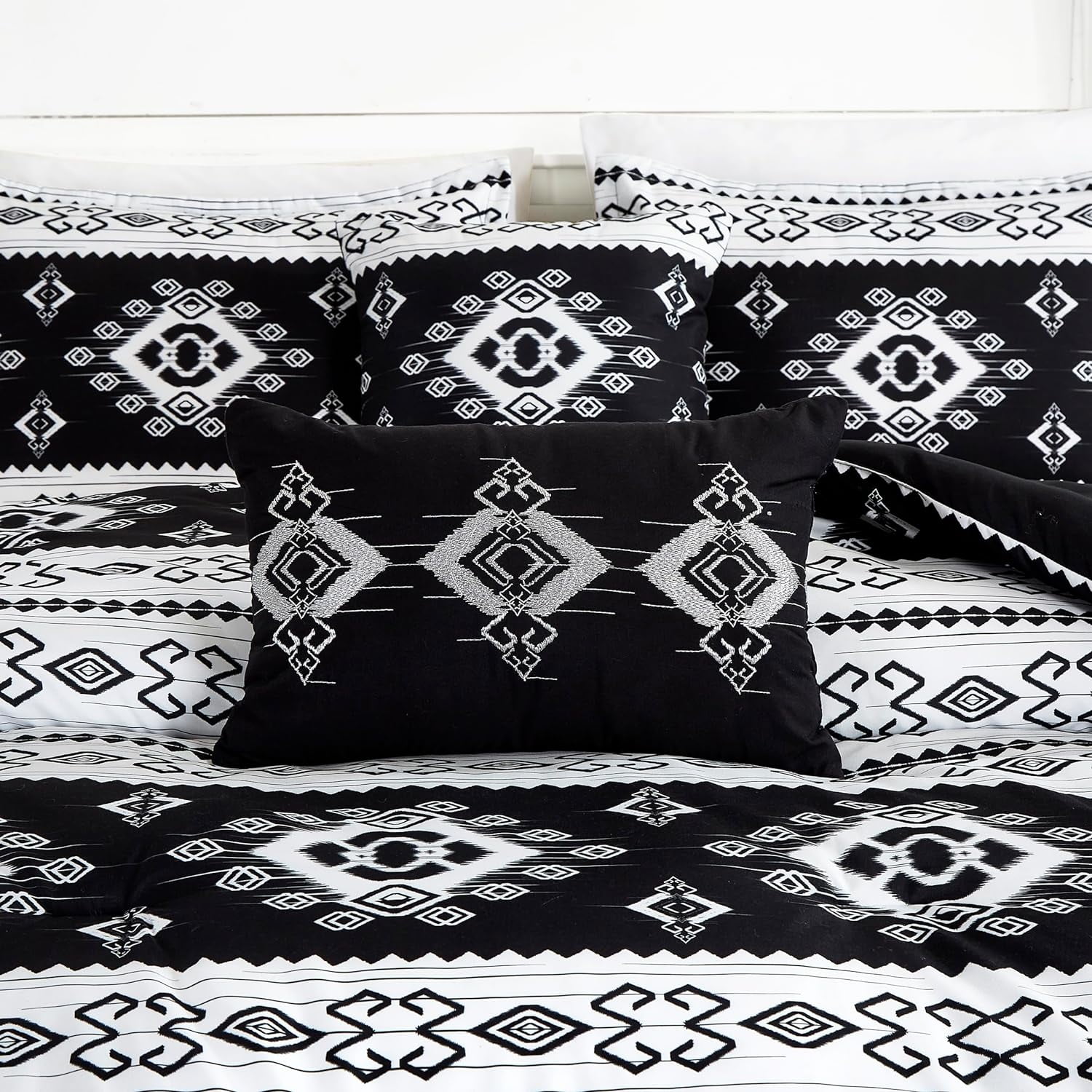 Chezmoi Collection Indie 7-Piece Southwestern Aztec Comforter Set, Black White Geometric Symbols Printed Washed Microfiber Bedding, Full