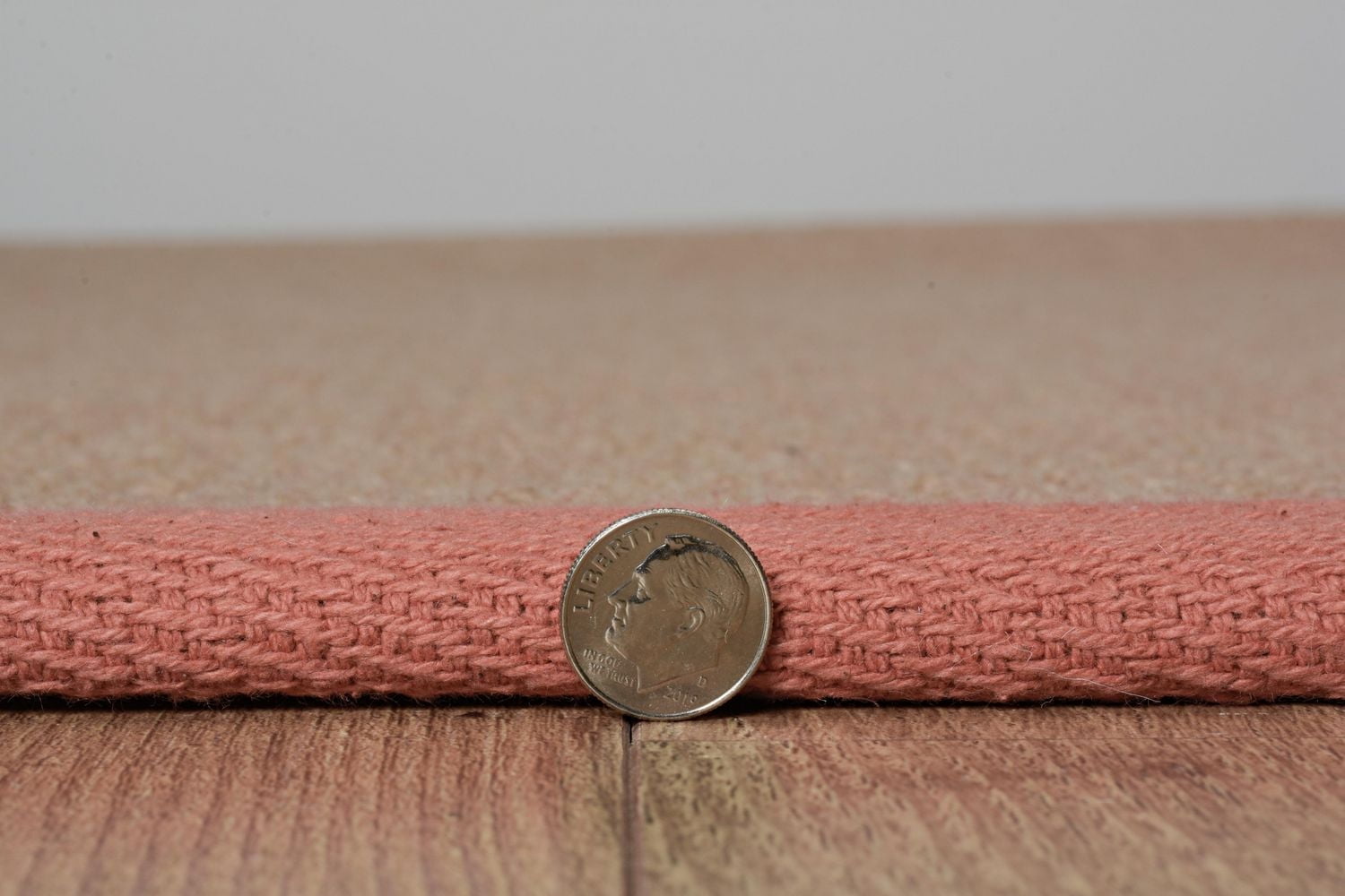 Tapis d'appoint Athena liège et orange brûlé 4 pi x 6 pi