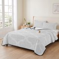 thumbnail image 2 of King Quilt Set 96''x106'', White Moroccan Lightweight Bedspread Coverlet Set with 2 Pillow Shams, Boho Morocco Geometric Quatrefoil Grid Breathable All Season Quilt Bedding for Bedroom/Guest Room, 2 of 9