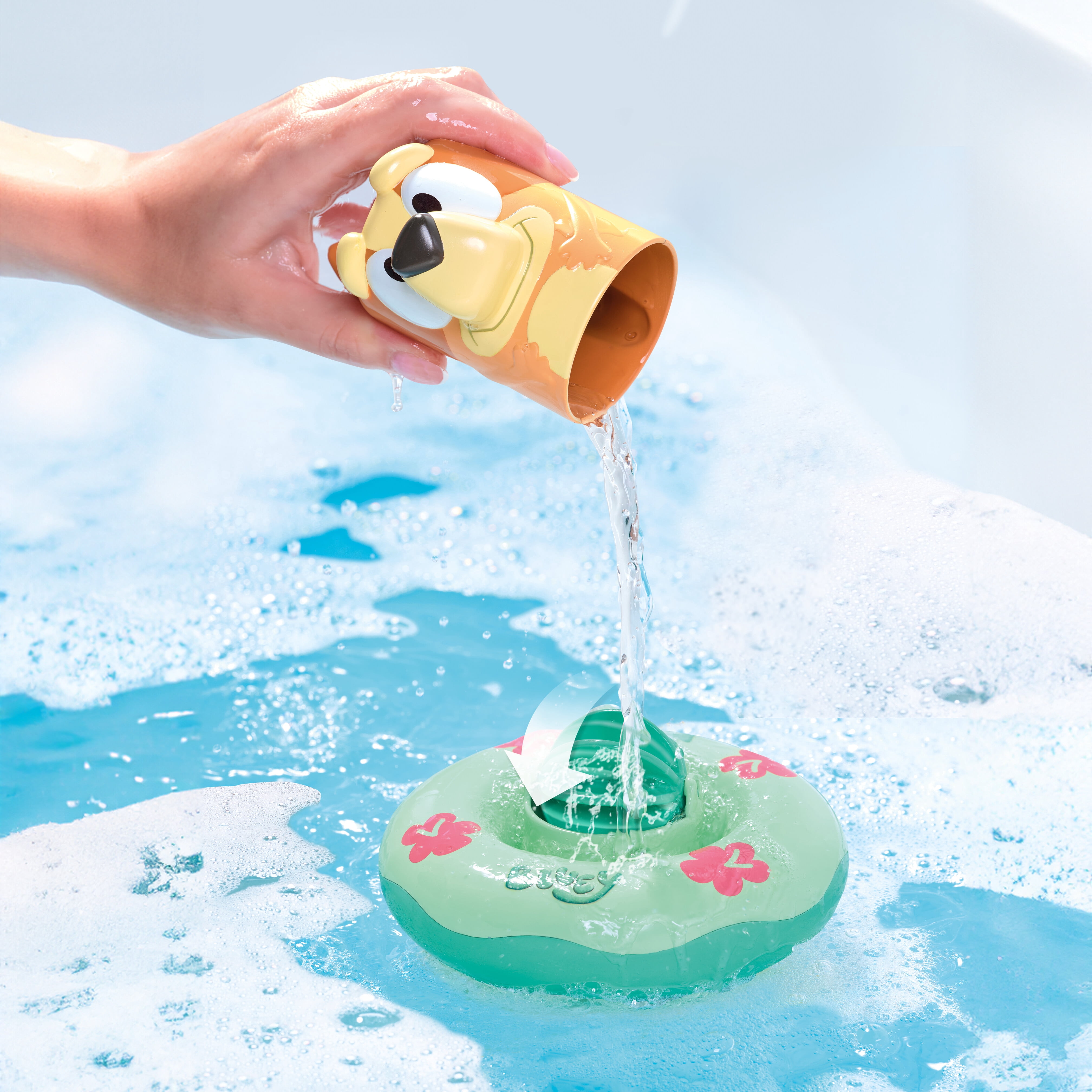 Toomies Bluey Bath Toys - Splash & Float Bingo