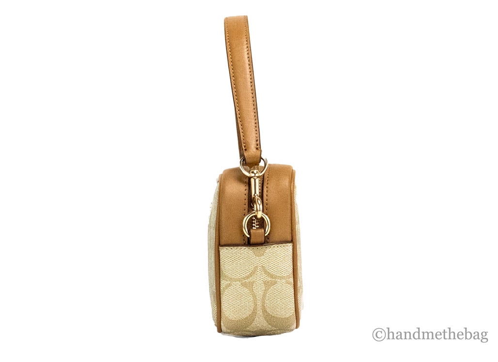 ca718 coach