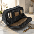 thumbnail image 3 of Trousse à cosmétiques Equate Beauty - Mallette matelassée Triangle Upright Double Zip Case, 3 of 7