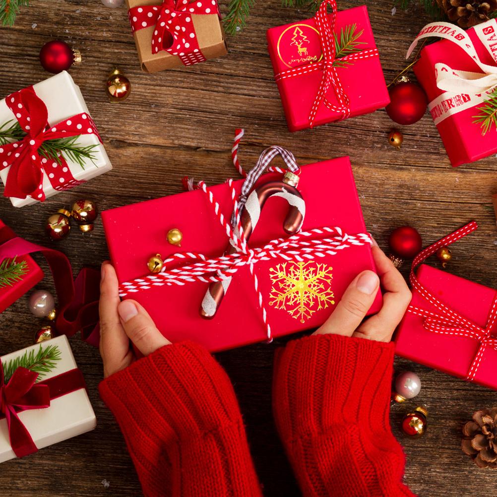 Lot De 500 Autocollants Flocons De Neige Dorés Pour Noël - 25 Mm - Pour Emballage Cadeaux, Décorations, Calendrier De L'Avent