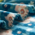 thumbnail image 5 of Mainstays Cozy Fleece Throw Blanket Delightful Floral 50" x 60", All Ages, 5 of 7