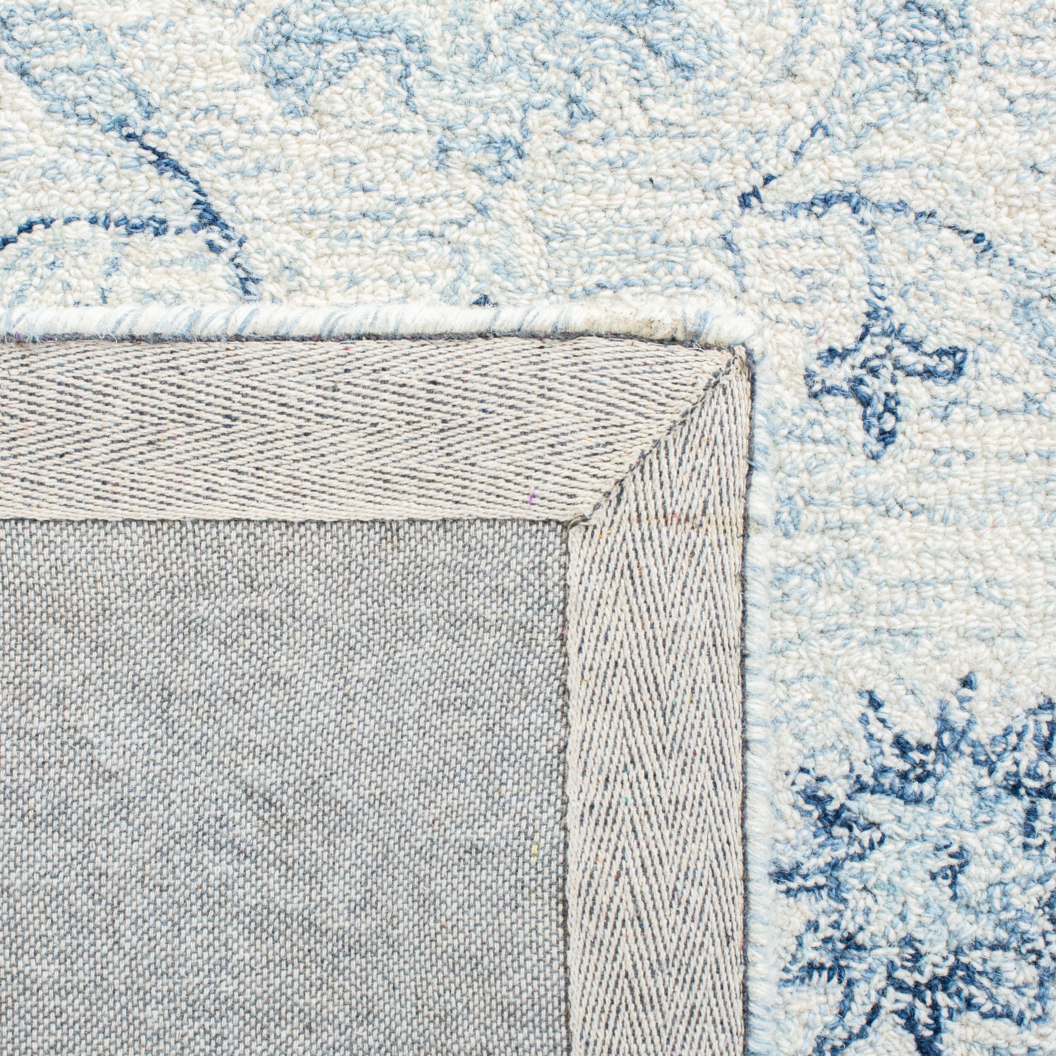 SAFAVIEH Micro-Loop Leon Medallion Area Rug, Blue/Ivory, 8' x 10'