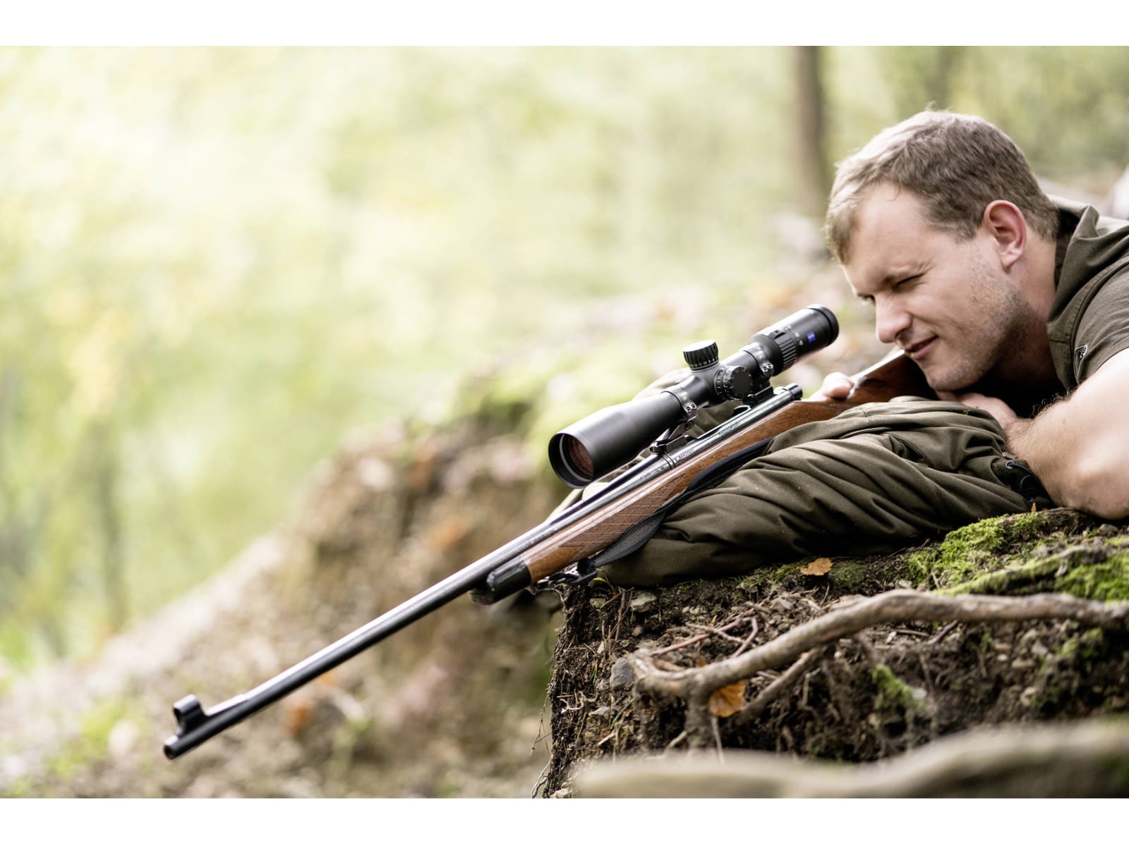 Zeiss Conquest V4 4-16x44mm Riflescope, ZBR-2 Reticle, External Elevation Turret, HD Optics, Waterproof, Side Parallax Adjustment (522931-9992-080)