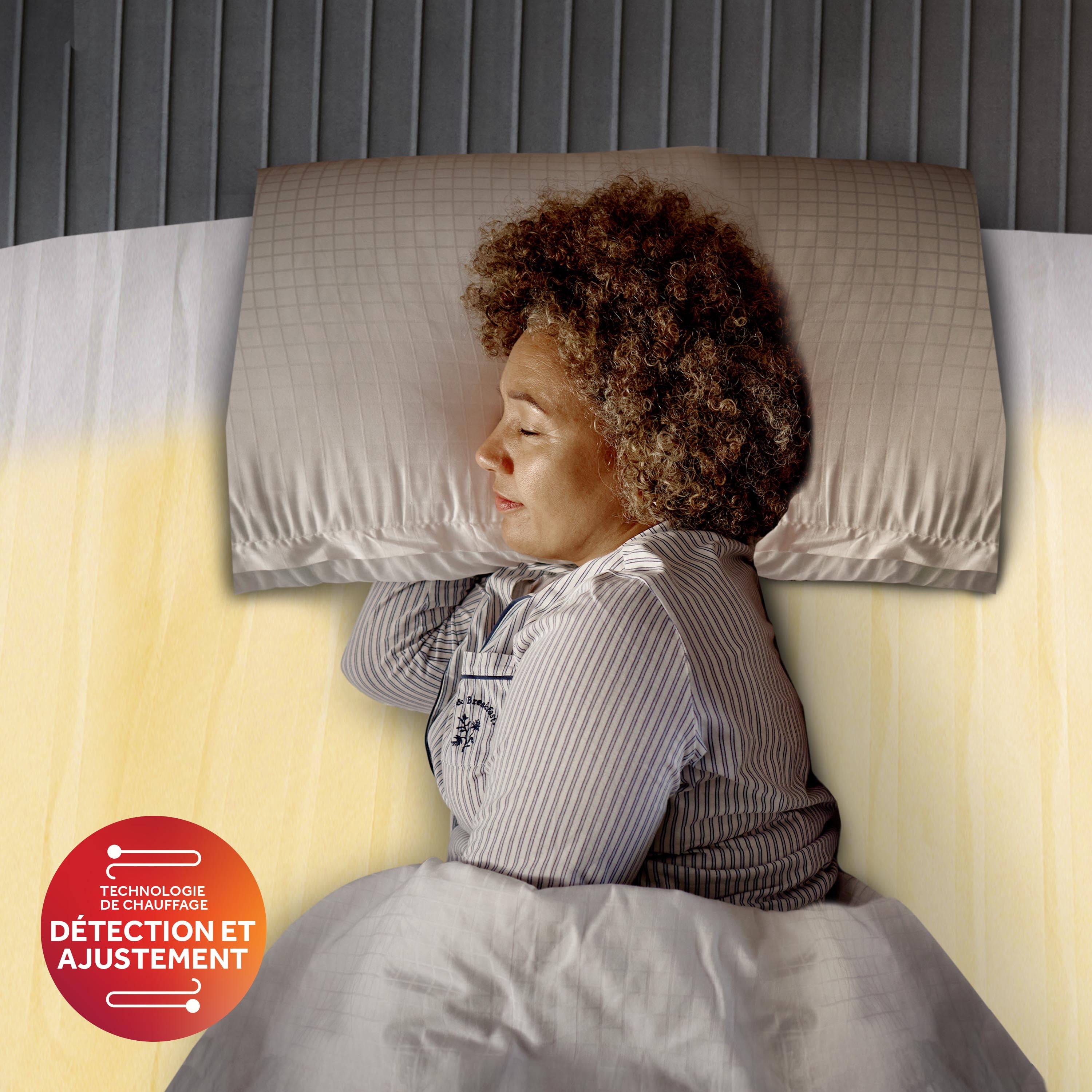 Surmatelas chauffant matelassé blanc Sunbeam pour lit jumeau, 12 réglages de chaleur, arrêt automatique, chauffage rapide, 99 cm x 190,5 cm (39 po x 75 po) SUNBEAM SB MPAD M1P TS