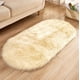 thumbnail image 3 of Alfombra de piel sintética de uso versátil, alfombras antideslizantes de tacto suave, alfombra peluda fácil de limpiar con regulación de temperatura para pasillo, sala de estar, cocina, dormitorio,, 3 of 4