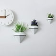 thumbnail image 2 of Juego de 2 macetas de cerámica montadas en la pared para plantas, forma de diamante blanco, maceta colgante hexagonal para decoración de bodas, orquídeas, hierba de aloe, jardín del hogar Adepaton YQ-1533, 2 of 6
