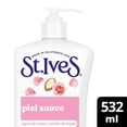 thumbnail image 3 of Crema corporal St. Ives agua de rosas 532 ml, 3 of 4
