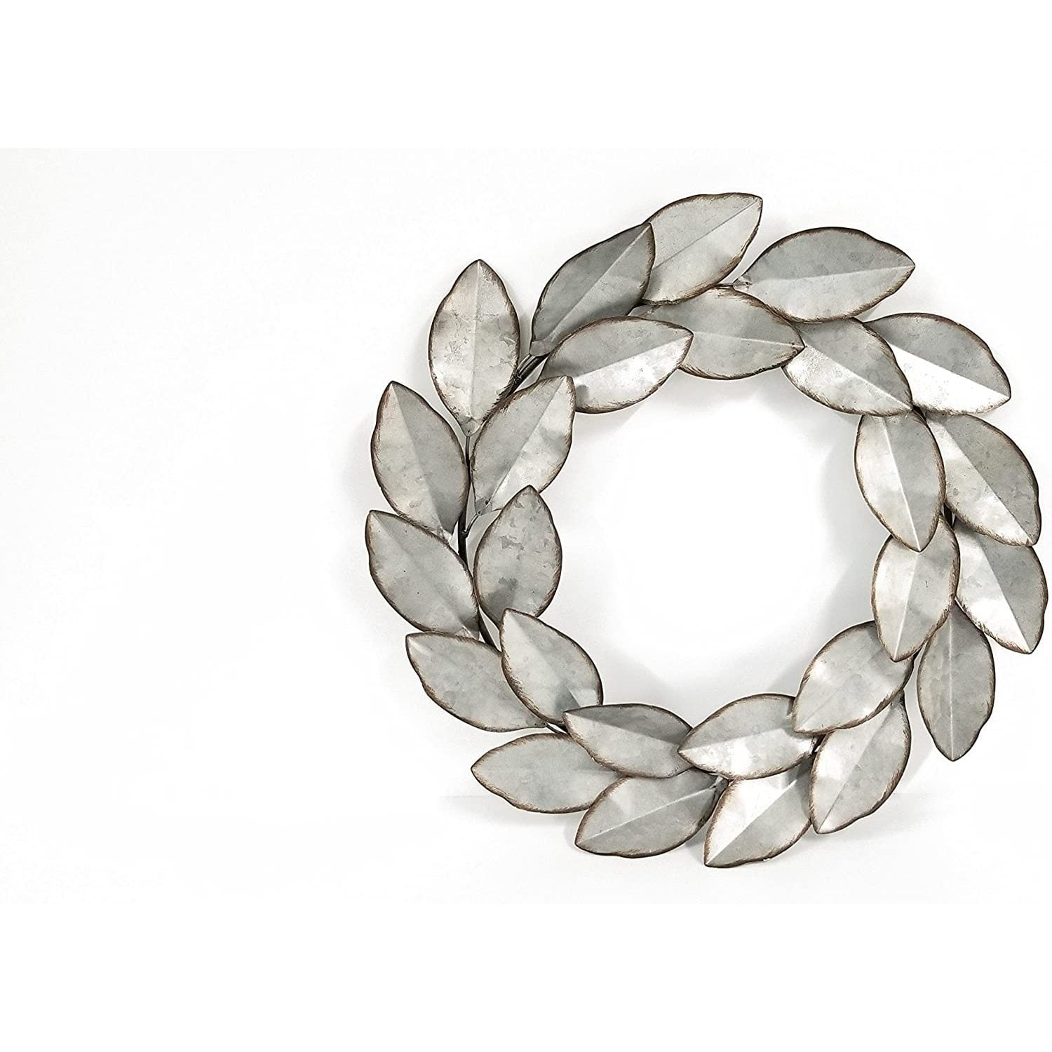 Everydecor Leaf Wreath Metal Wall Decor, Made with a circular wire ring